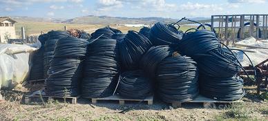 tubo in PE da 20 mm forato a 2,6 m