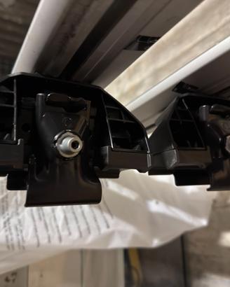 THULE 710600+145044 Peugeot 3008/5008 NUOVO