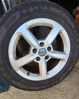 Cerchi in lega Audi + gomme estive e invernali
