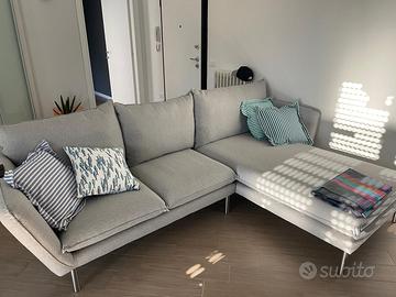 Divano 3 posti con chaise lounge a destra