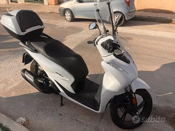 Honda SH