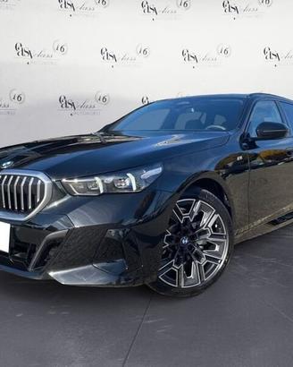 BMW Serie 5 520i 48V Touring Msport LED CAMER...