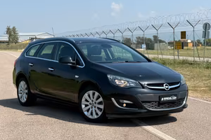 Opel Astra 1.7 CDTI 110CV Sports Tourer Cosmo "MO