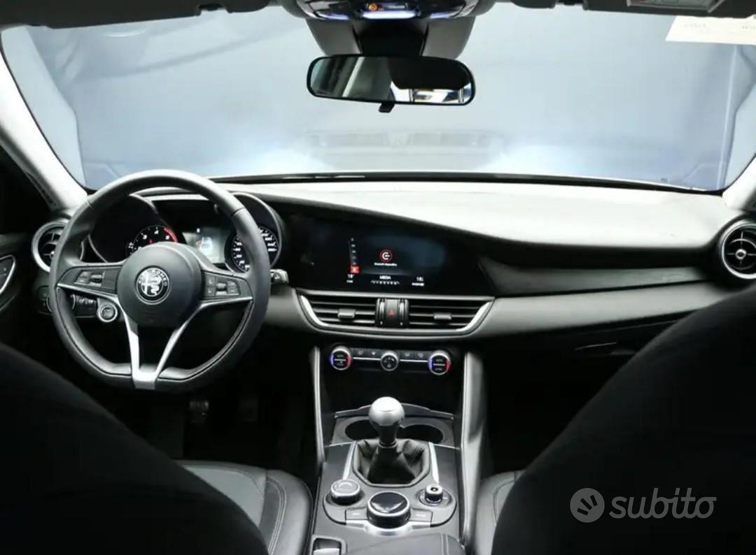Alfa Romeo Giulia 2016 photo 4