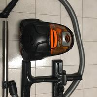 Aspirapolvere Rowenta usata