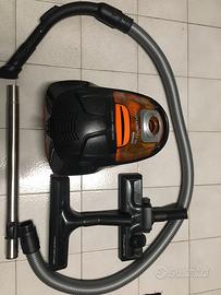 Aspirapolvere Rowenta usata