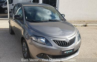 Lancia Ypsilon 1.2 69 CV 5 porte GPL Gold Plus