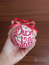 Pallina Natale Punto Croce 10cm Buon Natale