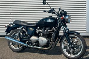 Triumph Bonneville SE