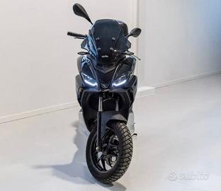 Scooter Aprilia SR GT 125 (2022-0) 125cc