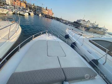 Barca squalo 35