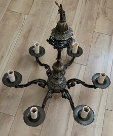 Lampadario in ottone a sei luci