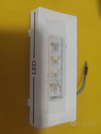 led per frigorifero Whirlpool 