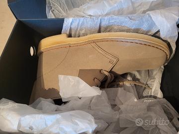 Clarks originali mai indossate