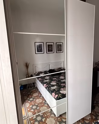 Armadio con ante scorrevoli, 1 anta a specchio