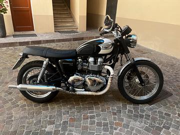 Triumph Bonneville T100