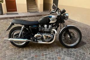 Triumph Bonneville T100