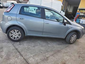 Fiat Punto EVO 1.4 Dynamic