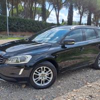 Volvo xc60 momentum d3