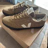 Scarpe Veja nuove