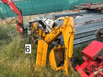 A237 - Braccio escavatore per mini terna baraldi F