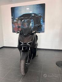 Yamaha X-Max 300