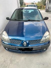 auto Renault Clio diesel 