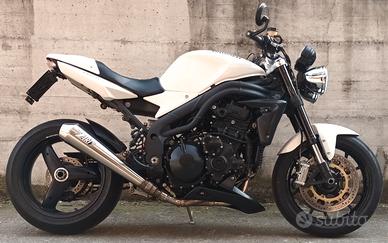 Triumph Speed Triple 1050 - 2009