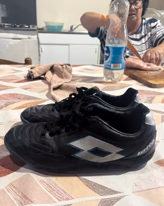Scarpe calcio buone co dizioni