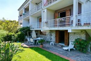 5 LOCALI A SANTA MARINA