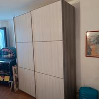 Armadio due ante scorrevoli 