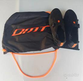 Scarpe bici DMT carbonio n. 43/43.5  + tacchette l