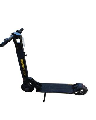Monopattino elettrico MomoDesign Revo 11