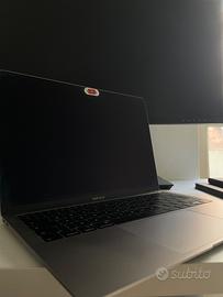 MacBook Air 2019 13” Intel i5 dual-core 1,6GHz