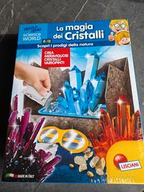 Laboratorio " la magia dei cristalli "