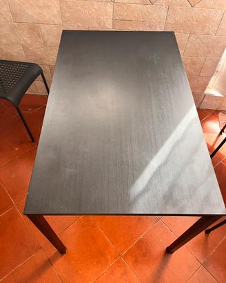 Tavolo Ikea e sedie