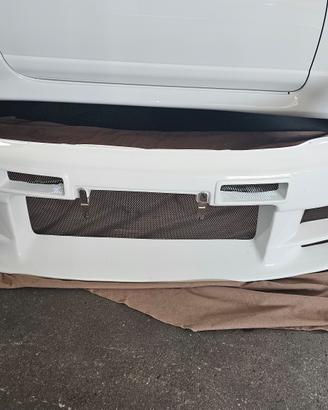 paraurti nissan skiline r33