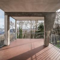 APPARTAMENTO CON INGRESSO INDIPENDENTE, TERRAZZO E