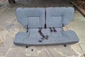 Sedile posteriore Galloper passo corto.