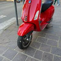 Piaggio Vespa Sprint 125cc rossa 2022
