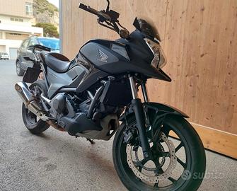 Honda NC 750 X  DCT