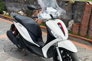 PIAGGIO MEDLEY 125 2021
