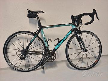 Bianchi 928 Superleggera tg 53 + ruote extra