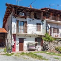 CASA SEMINDIPENDENTE A MATHI