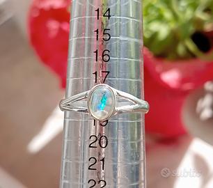 Anello in Opale bianco etiope, su Argento 925