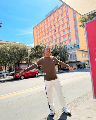 Aiuto cuoco, cameriere, lavapiatti,