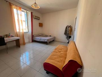 2 VANI Piazza Alessandro Vanni Zona Università