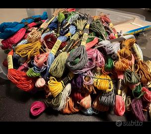 185 matassine filo da ricamo no DMC
