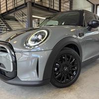 MINI Cooper 1.5 Cooper Camden 5 porte Cambio Aut