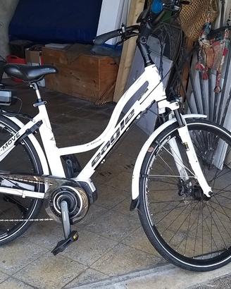 bici elettrica batteria shimano-come nuova!
